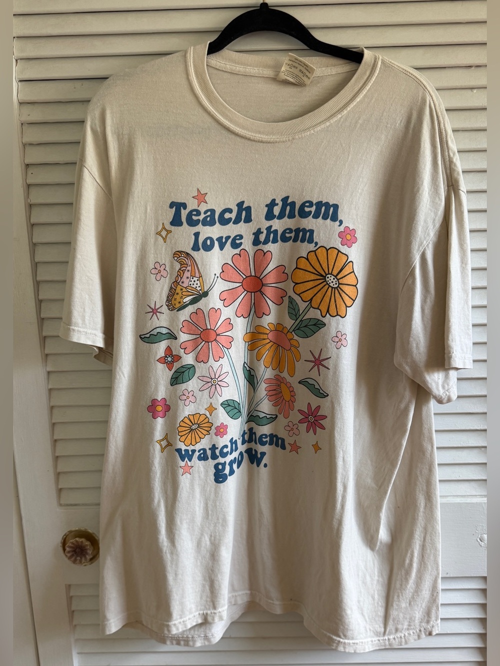 Comfort Colors Cream Kids Tee with Pink & Yellow Flower Graphic